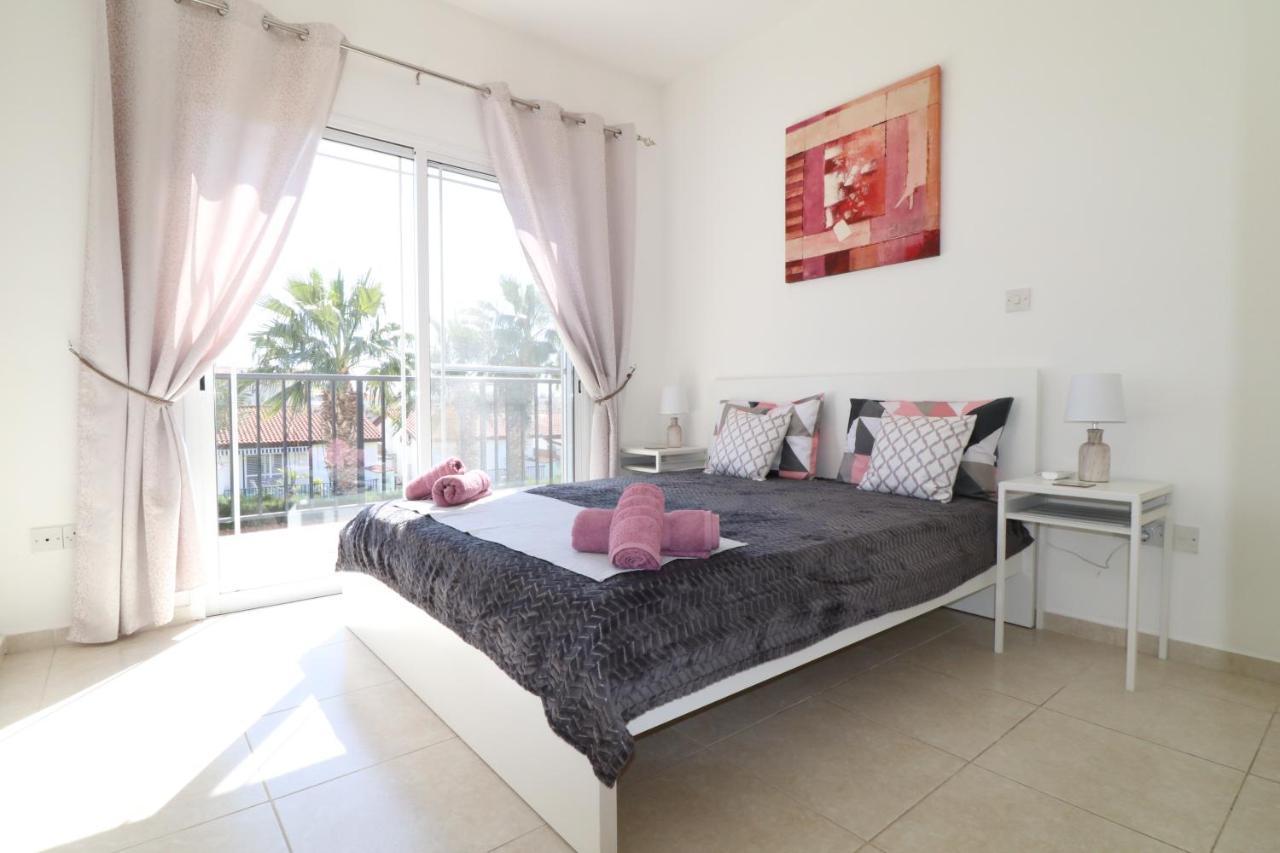Cyking 2 Bed Apartment With Pool & 10 Min To Beach Paphos Exteriér fotografie