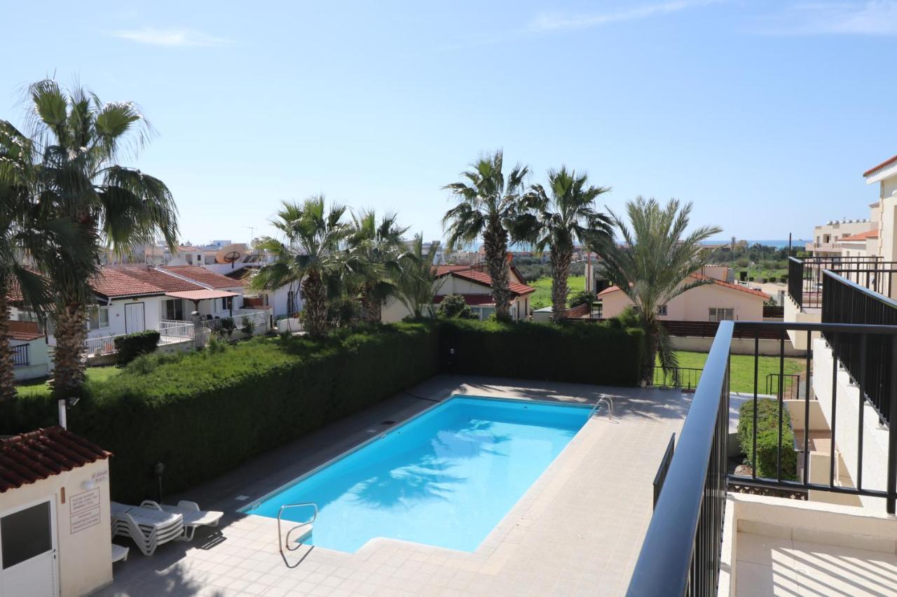 Cyking 2 Bed Apartment With Pool & 10 Min To Beach Paphos Exteriér fotografie