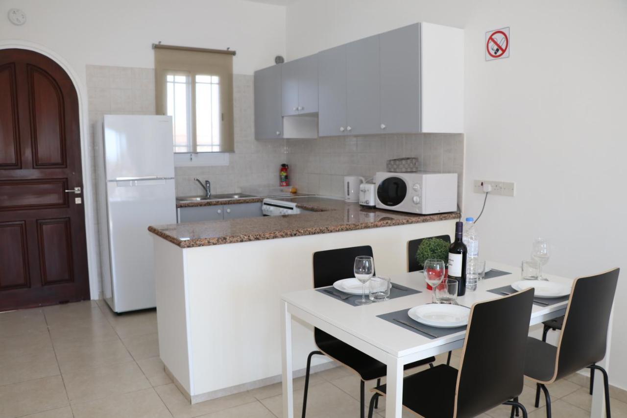 Cyking 2 Bed Apartment With Pool & 10 Min To Beach Paphos Exteriér fotografie